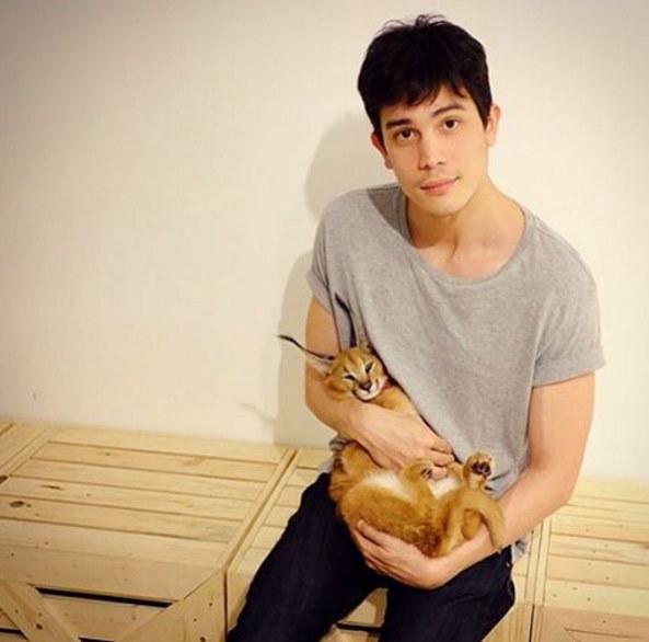 ซันนี่ สุวรรณเมธานนท์ ซันนี่ สุวรรณเมธานนท์