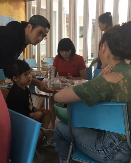 น้องวันใหม่-ชมพู่ น้องวันใหม่-ชมพู่