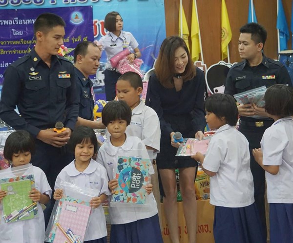 กีฟ อรลีฬห์-บูม ปิยพันธ์ กีฟ อรลีฬห์-บูม ปิยพันธ์