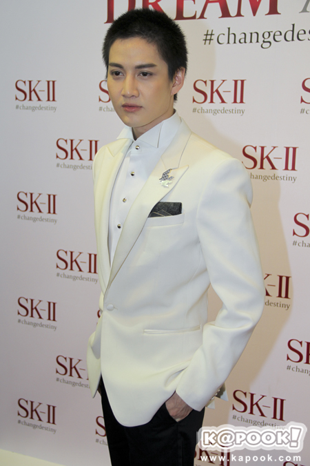 กอล์ฟ พิชญะ กอล์ฟ พิชญะ