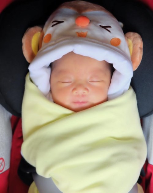 กุ๊บกิ๊บ ดีใจสุดตัว น้องเป่าเปา ให้เลข 53 ตรงเป๊ะ กุ๊บกิ๊บ ดีใจสุดตัว น้องเป่าเปา ให้เลข 53 ตรงเป๊ะ