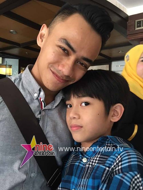 นุ๊ก สุทธิดา พา 2 ลูกชายพบ ฮากีม นุ๊ก สุทธิดา พา 2 ลูกชายพบ ฮากีม