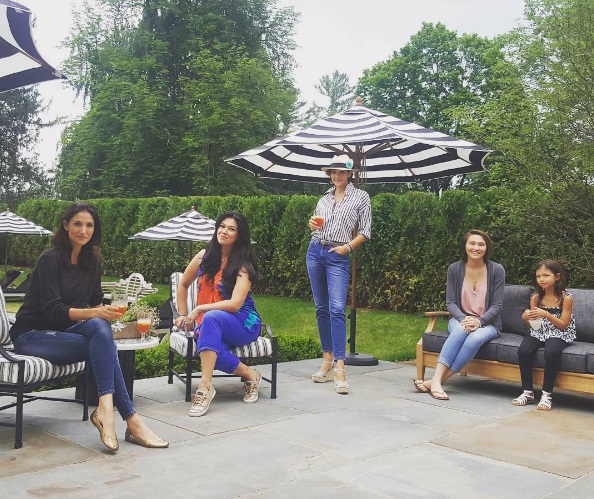 ลูกเกด-ซินดี้-เฮเลน 3 นางแบบตัวแม่นัดรวมตัวกัน ลูกเกด-ซินดี้-เฮเลน 3 นางแบบตัวแม่นัดรวมตัวกัน