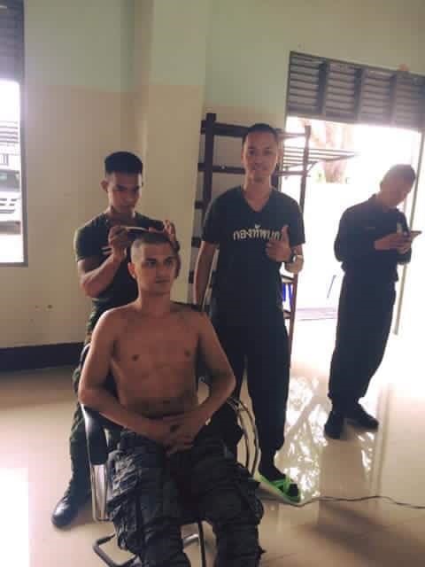 ชิน ชินวุฒ เกณฑ์ทหาร ชิน ชินวุฒ เกณฑ์ทหาร