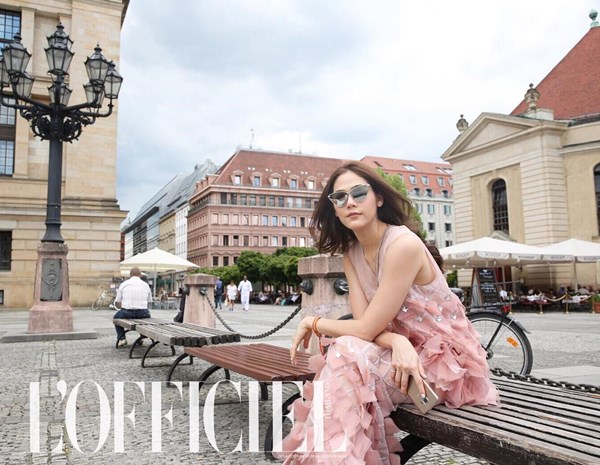 ชมพู่ อารยา แฟชั่นผลงานนิสิต ชมพู่ อารยา แฟชั่นผลงานนิสิต