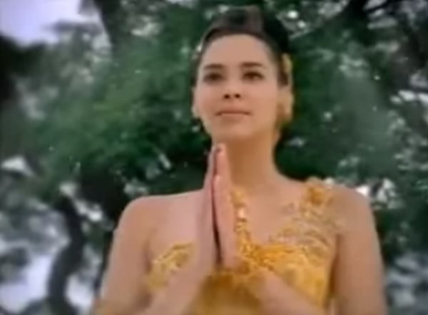 เรนาตะ เอมิ เรนาตะ เอมิ