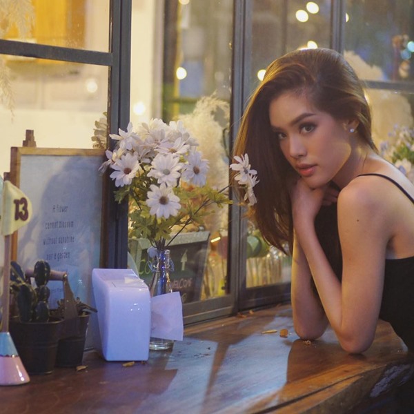 ครอบครัว ด้วยเศียรเกล้า ครอบครัว ด้วยเศียรเกล้า