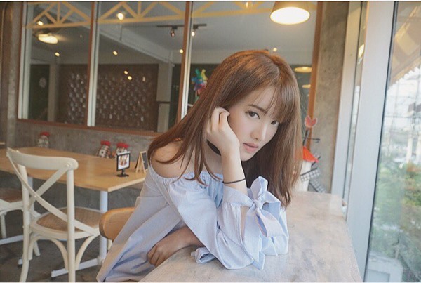 ครอบครัว ด้วยเศียรเกล้า ครอบครัว ด้วยเศียรเกล้า