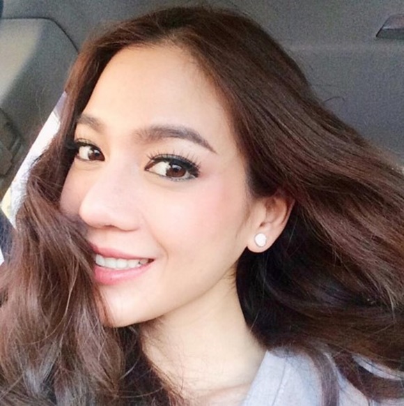 แอร์โฮสเตสของไทย แอร์โฮสเตสของไทย