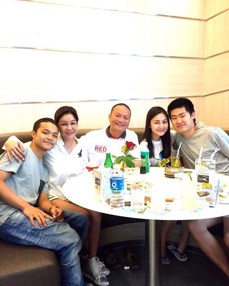 หม่ำ จ๊กมก เผยยังไม่ชินหน้าใหม่ มด เอ็นดู หม่ำ จ๊กมก เผยยังไม่ชินหน้าใหม่ มด เอ็นดู