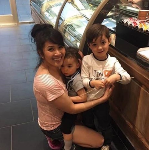 น้ำฝน โกมลฐิติ น้ำฝน โกมลฐิติ