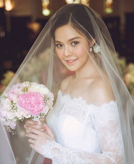 แอร์โฮสเตสของไทย แอร์โฮสเตสของไทย