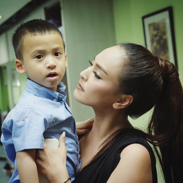 นานา - น้องบรู๊คลิน นานา - น้องบรู๊คลิน