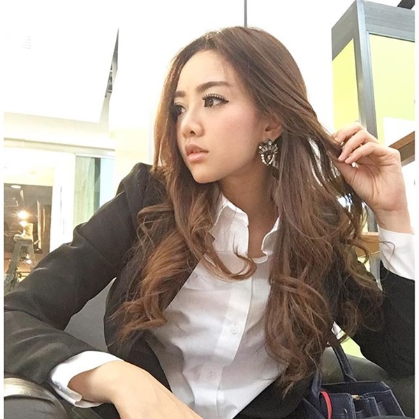 แนนนี่ Girly Berr แนนนี่ Girly Berr