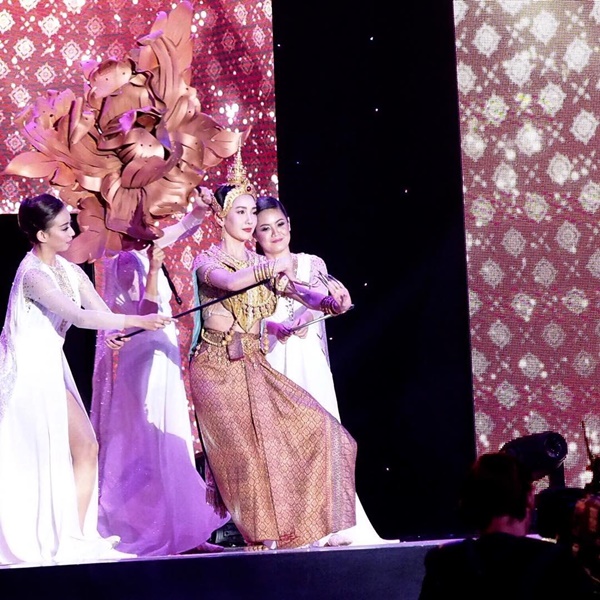 นุ่น วรนุช นุ่น วรนุช