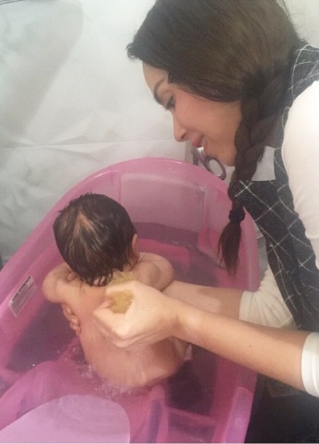 น้องฟ้าโปรด ลูกสาวบุญธรรม อั้ม นัท น้องฟ้าโปรด ลูกสาวบุญธรรม อั้ม นัท