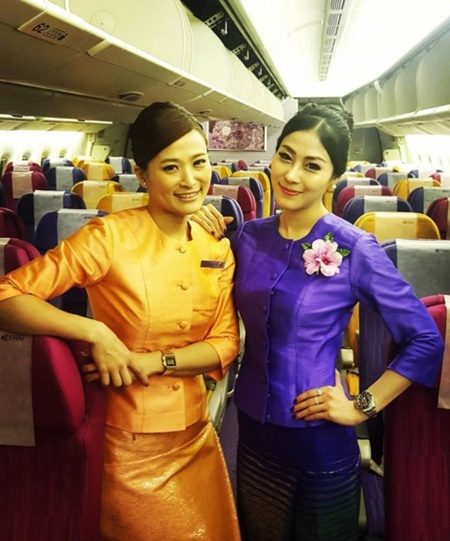 แอร์โฮสเตสของไทย แอร์โฮสเตสของไทย