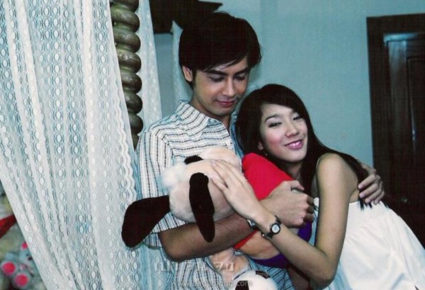 อั้ม-ออย อั้ม-ออย