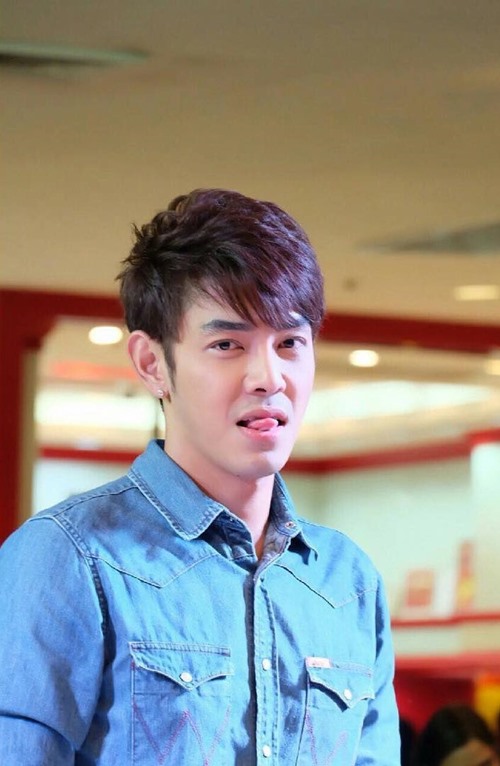 อาร์ต พศุตม์ อาร์ต พศุตม์