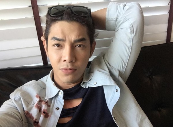 อาร์ต พศุตม์ อาร์ต พศุตม์