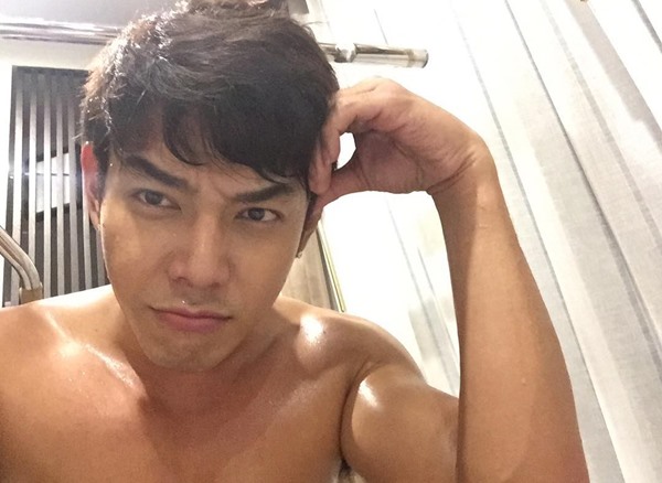 อาร์ต พศุตม์ อาร์ต พศุตม์