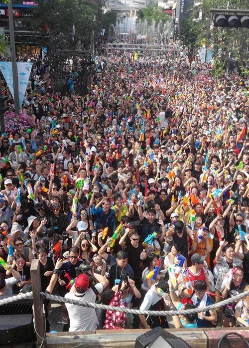 เทศกาลปืนฉีดน้ำซินชอน เทศกาลปืนฉีดน้ำซินชอน