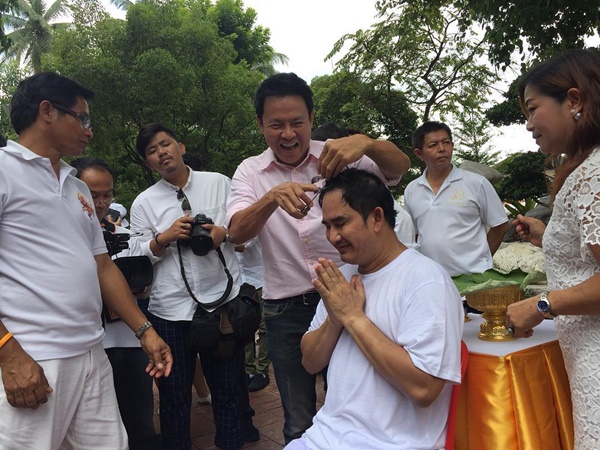 พชร์ อานนท์ แก้บน หลวงพี่แจ๊ส พชร์ อานนท์ แก้บน หลวงพี่แจ๊ส