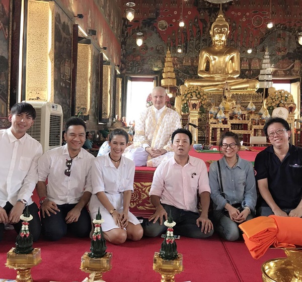 พชร์ อานนท์ แก้บน หลวงพี่แจ๊ส พชร์ อานนท์ แก้บน หลวงพี่แจ๊ส