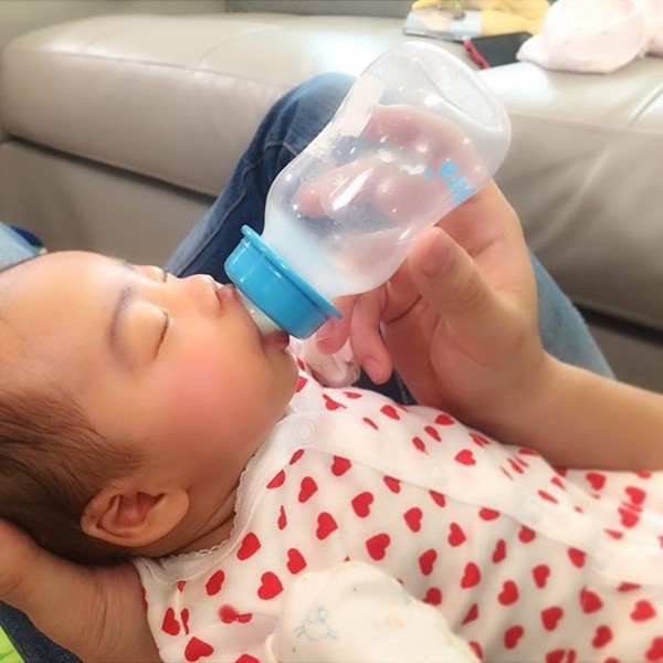 กุ๊บกิ๊บ โชว์สปิริตคุณแม่ เลี้ยงลูกด้วยนมจากเต้า กุ๊บกิ๊บ โชว์สปิริตคุณแม่ เลี้ยงลูกด้วยนมจากเต้า