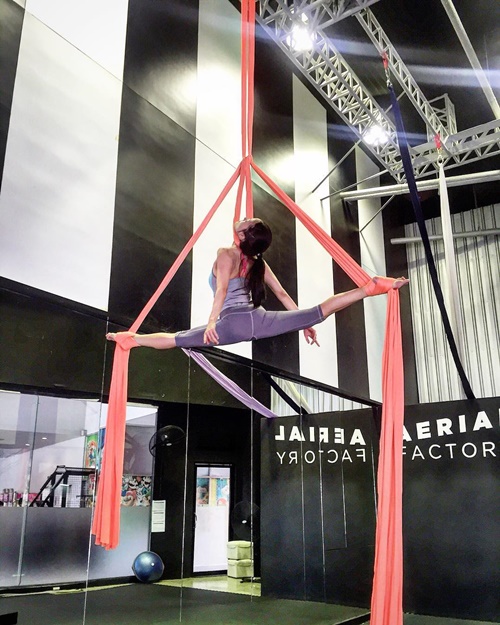 ฟ้า จิลมิกา ฟ้า จิลมิกา