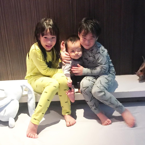 น้องออกัส โชว์โยคะท่ายาก น้องออกัส โชว์โยคะท่ายาก