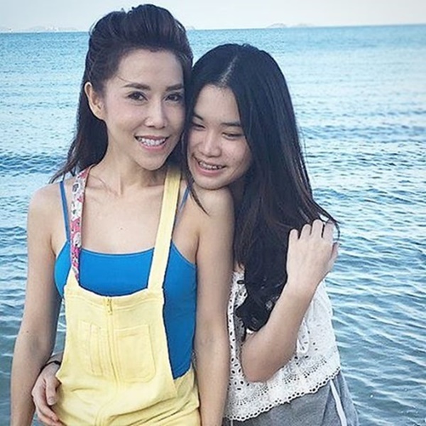 ลูกศร ธนาภรณ์ ลูกศร ธนาภรณ์