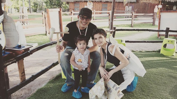น้องมะลิ พาขวัญ น้องมะลิ พาขวัญ