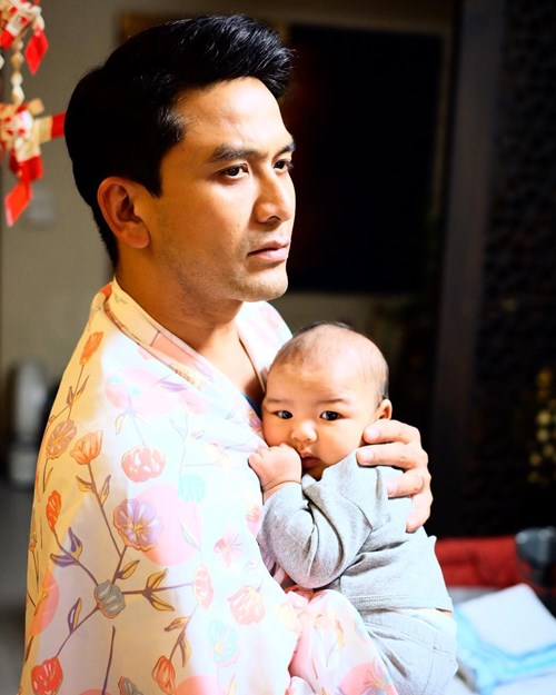 พ่อป๋อ แม่เอ๋ น้องภู น้องเภา พ่อป๋อ แม่เอ๋ น้องภู น้องเภา