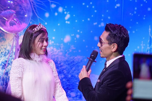 ดีเจเพชรจ้า คุกเข่าขอ นิวเคลียร์ แต่งงาน ดีเจเพชรจ้า คุกเข่าขอ นิวเคลียร์ แต่งงาน