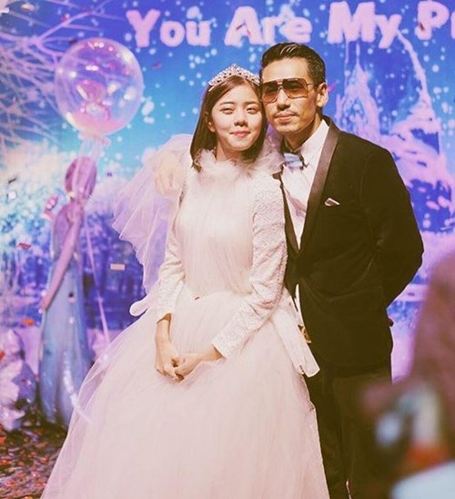 ดีเจเพชรจ้า คุกเข่าขอ นิวเคลียร์ แต่งงาน ดีเจเพชรจ้า คุกเข่าขอ นิวเคลียร์ แต่งงาน