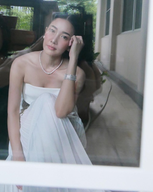 นุ่น วรนุช แฮปปี้เบิร์ธเดย์คุณแม่สามี นุ่น วรนุช แฮปปี้เบิร์ธเดย์คุณแม่สามี