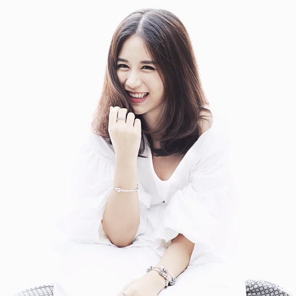 ว่าน อัพรูปคู่ ฟาง FFK ว่าน อัพรูปคู่ ฟาง FFK
