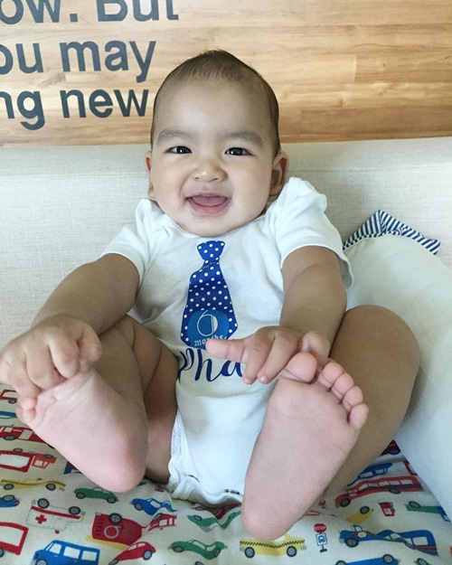 น้องเภา ลูกชายคนเล็ก พ่อป๋อ แม่เอ๋ น้องเภา ลูกชายคนเล็ก พ่อป๋อ แม่เอ๋