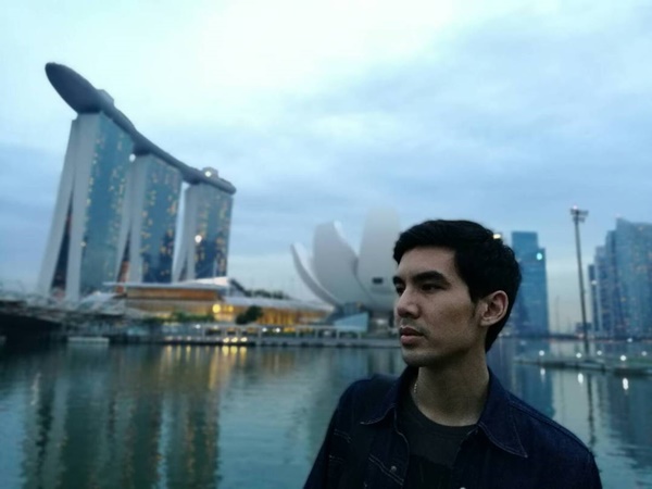 เต๋อ โพสต์กัด ซันนี่ เต๋อ โพสต์กัด ซันนี่