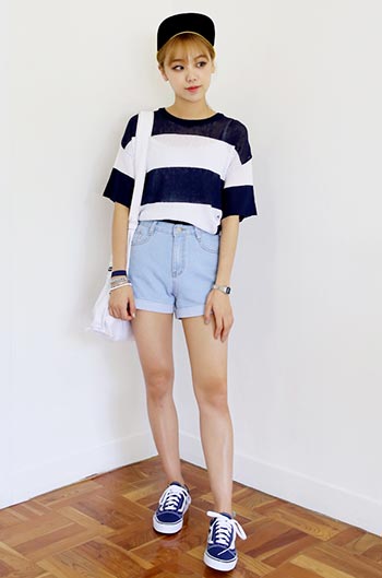 ยีนส์ขาสั้น ยีนส์ขาสั้น