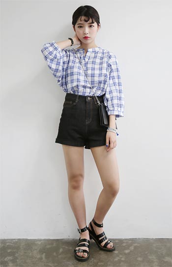 ยีนส์ขาสั้น ยีนส์ขาสั้น