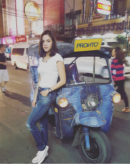 อุ้ม ลักขณา แฟชั่น อุ้ม ลักขณา แฟชั่น