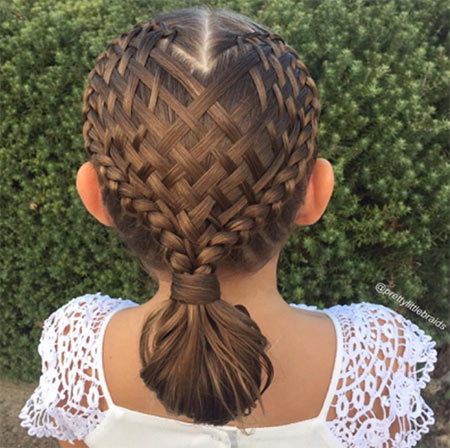 คุณแม่ ถักเปีย คุณแม่ ถักเปีย