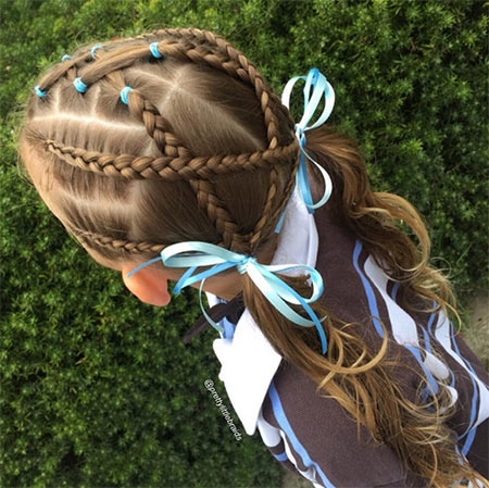 คุณแม่ ถักเปีย คุณแม่ ถักเปีย