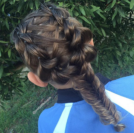 คุณแม่ ถักเปีย คุณแม่ ถักเปีย