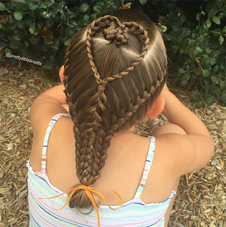 คุณแม่ ถักเปีย คุณแม่ ถักเปีย