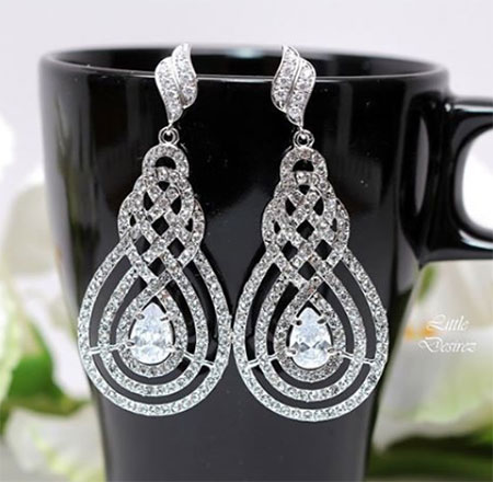 ต่างหูระย้า ออกงาน ต่างหูระย้า ออกงาน