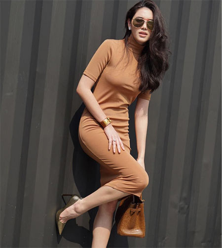 ใหม่ ดาวิกา ใหม่ ดาวิกา