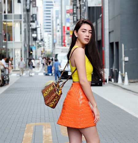 ใหม่ ดาวิกา ใหม่ ดาวิกา